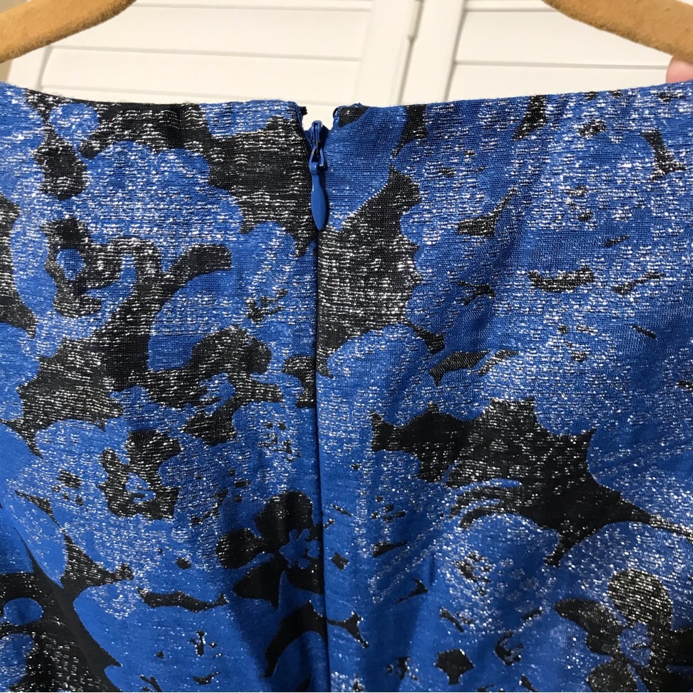 Tahari ALS Jacquard Sleeveless Dress Blue Metallic Floral Rhinestone Size 2 - Picture 6 of 7